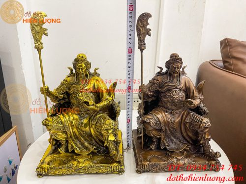 Tượng Quan Công Đọc Sách Ngồi Ghế Hổ Bằng Đồng Cao 30cm
