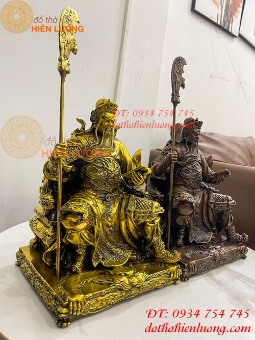 Tượng Quan Công Đọc Sách Ngồi Ghế Hổ Bằng Đồng Cao 30cm