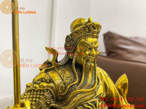 Tượng Quan Công Đọc Sách Ngồi Ghế Hổ Bằng Đồng Cao 30cm