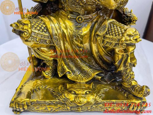 Tượng Quan Công Đọc Sách Ngồi Ghế Hổ Bằng Đồng Cao 30cm