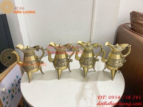 Bình Rượu 3 Chân Bằng Đồng Tần Thủy Hoàng