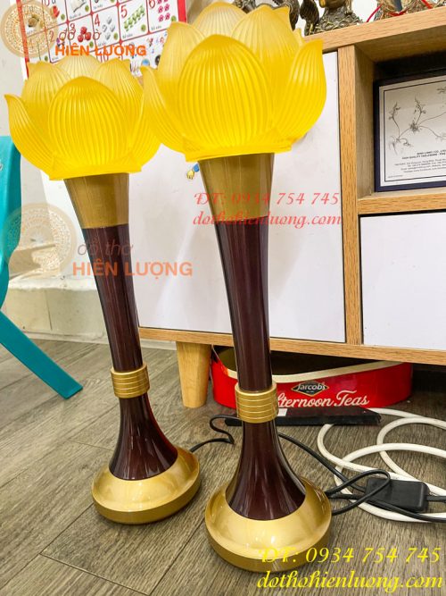 Đôi Đèn Led Lưu Ly Hoa Sen Thân Đồng Cao 45cm 19in