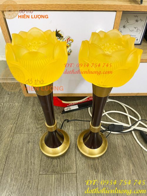 Đôi Đèn Led Lưu Ly Hoa Sen Thân Đồng Cao 45cm 19in