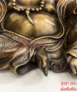Tượng Di Lặc Dựa Bị Cầm Thỏi Vàng Bằng Đồng