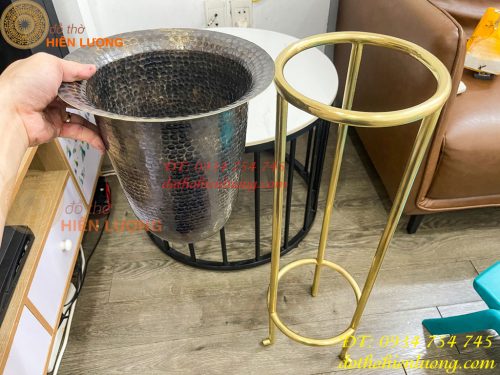 Chậu Cắm Hoa Bằng Đồng Kèm Giá Đỡ