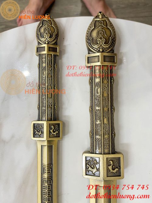 Kiếm Bằng Đồng Câu Chú Tiếng Phạn