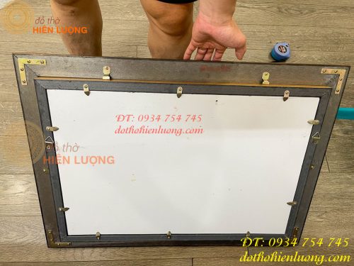 Tranh Bác Hồ Ngồi Viết Báo Bằng Đồng Liền Tấm