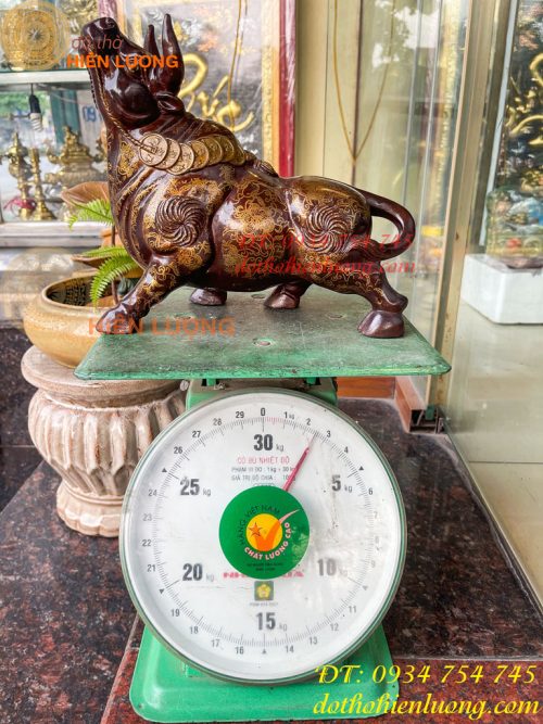 Tượng Trâu Gấm Bằng Đồng Phong Thủy