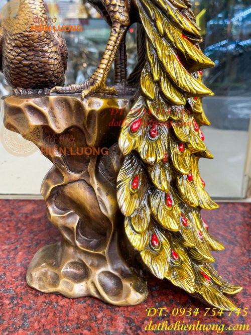 Tượng Đôi Chim Công Đuôi Dài Bằng Đồng Phong Thủy