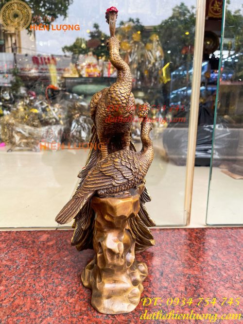 Tượng Đôi Chim Công Đuôi Dài Bằng Đồng Phong Thủy
