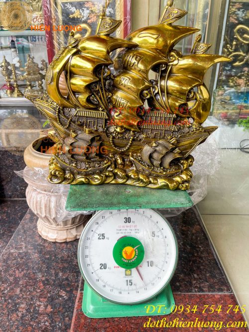 Mô Hình Thuyền Buồm Bằng Đồng Phong Thủy