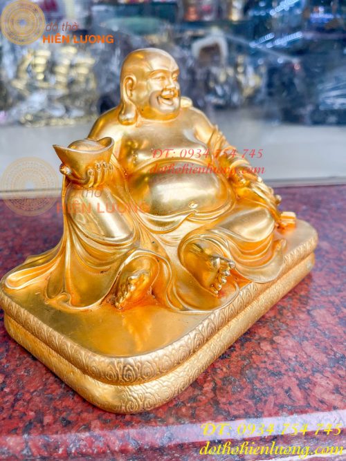 Tượng Di Lặc Ngồi Bệt Bằng Đồng Vàng