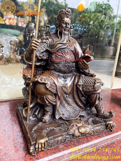Tượng Quan Công Ngồi Đọc Sách Cao 40cm Bằng Đồng Hun