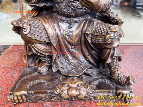Tượng Quan Công Ngồi Đọc Sách Cao 40cm Bằng Đồng Hun