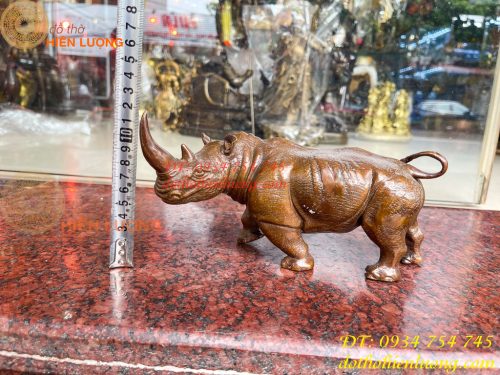 Tượng Tê Giác Bằng Đồng Phong Thủy Dài 23cm