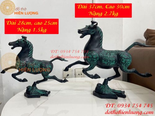 Tượng Ngựa Phi Bằng Đồng Màu Xanh Phong Thủy