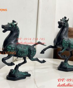 Tượng Ngựa Phi Bằng Đồng Màu Xanh Phong Thủy