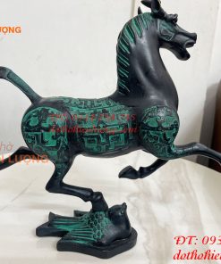 Tượng Ngựa Phi Bằng Đồng Màu Xanh Phong Thủy