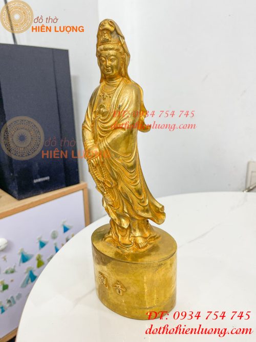 Tượng Quan Âm Phật Bà Đứng Cao 27cm Bằng Đồng Vàng