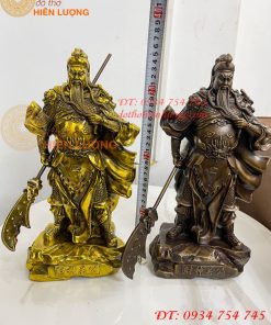 Tượng Quan Công Mặc Áo Rồng Đứng Trấn Ải Bằng Đồng Cao 35cm