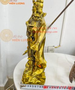 Tượng Quan Công Mặc Áo Rồng Đứng Trấn Ải Bằng Đồng Cao 35cm