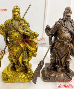 Tượng Quan Công Mặc Áo Rồng Đứng Trấn Ải Bằng Đồng Cao 35cm