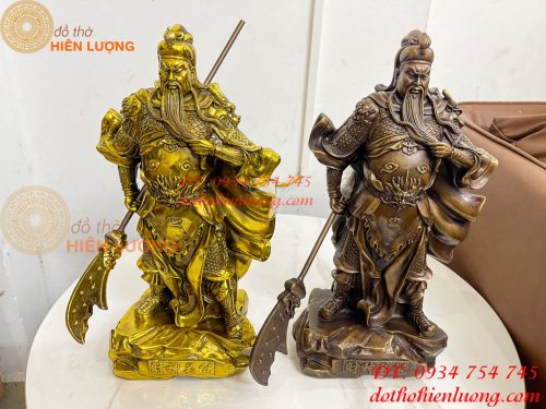 Tượng Quan Công Mặc Áo Rồng Đứng Trấn Ải Bằng Đồng Cao 35cm