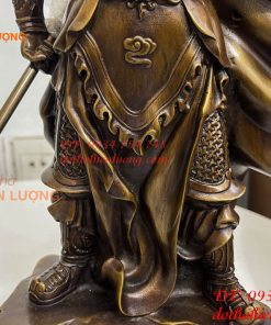 Tượng Quan Công Mặc Áo Rồng Đứng Trấn Ải Bằng Đồng Cao 35cm