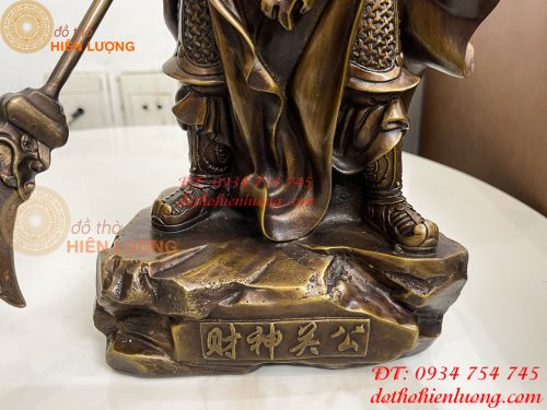 Tượng Quan Công Mặc Áo Rồng Đứng Trấn Ải Bằng Đồng Cao 35cm