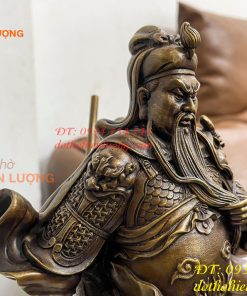 Tượng Quan Công Mặc Áo Rồng Đứng Trấn Ải Bằng Đồng Cao 35cm