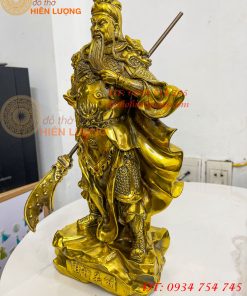 Tượng Quan Công Mặc Áo Rồng Đứng Trấn Ải Bằng Đồng Cao 35cm