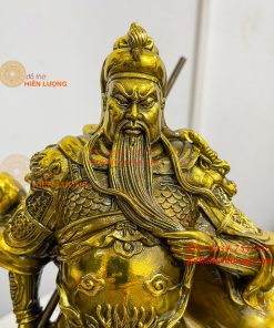 Tượng Quan Công Mặc Áo Rồng Đứng Trấn Ải Bằng Đồng Cao 35cm