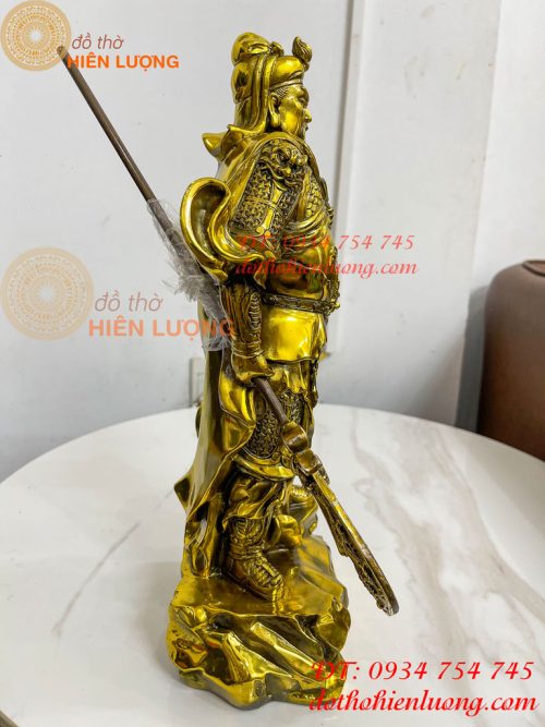 Tượng Quan Công Mặc Áo Rồng Đứng Trấn Ải Bằng Đồng Cao 35cm