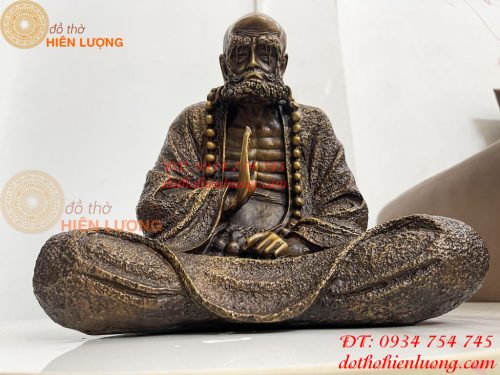 Tượng Bồ Đề Đạt Ma Sư Tổ Ngồi Thiền Cao 28cm Bằng Đồng