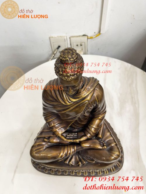 Tượng Phật Thích Ca Áo Chéo Bằng Đồng Cao 30cm