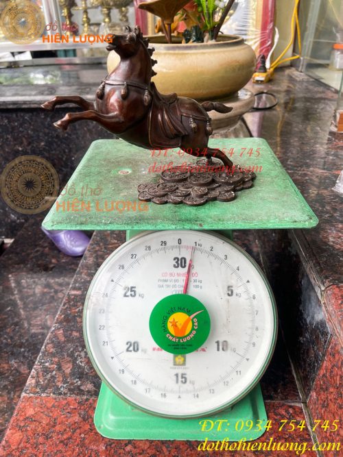 Tượng Ngựa Phi Nước Đại Bằng Đồng Phong Thủy