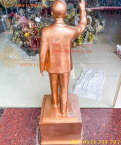 Tượng Bác Hồ Đứng Vẫy Tay Chào Cao 75cm Bằng Đồng Đỏ