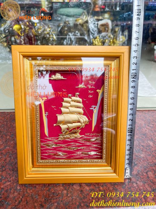 Tranh Thuận Buồm Xuôi Gió Mạ Vàng Để Bàn KT 20x25cm