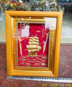Tranh Thuận Buồm Xuôi Gió Mạ Vàng Để Bàn KT 20x25cm