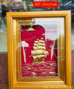 Tranh Thuận Buồm Xuôi Gió Mạ Vàng Để Bàn KT 20x25cm
