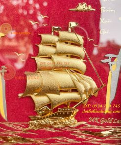 Tranh Thuận Buồm Xuôi Gió Mạ Vàng Để Bàn KT 20x25cm