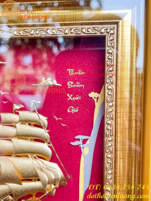 Tranh Thuận Buồm Xuôi Gió Mạ Vàng Để Bàn KT 20x25cm