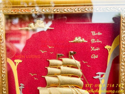 Tranh Thuận Buồm Xuôi Gió Mạ Vàng Để Bàn KT 20x25cm