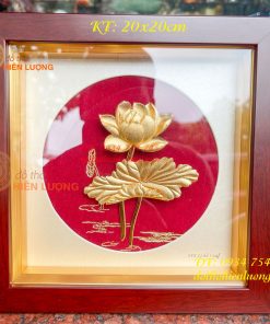Tranh Hoa Sen Để Bàn Mạ Vàng 24K KT 20x20cm