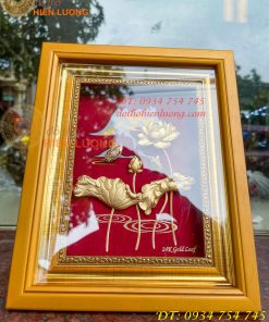 Tranh Hoa Sen Mạ Vàng Để Bàn 20x25cm