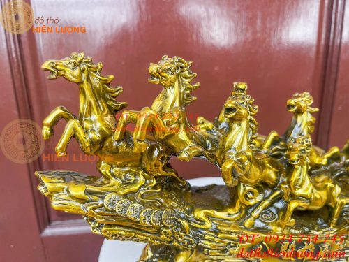 Tượng Bát Mã Mã Đáo Thành Công Bằng Đồng Dài 30cm