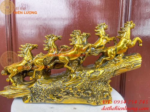 Tượng Bát Mã Mã Đáo Thành Công Bằng Đồng Dài 30cm