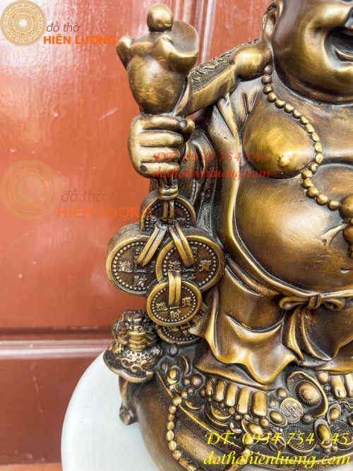 Tượng Di Lặc Đứng Gánh Tiền Bằng Đồng Hun Cao 30cm
