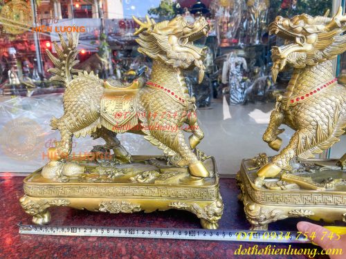 Đôi Kỳ Lân Long Mã Bệ Vuông Bằng Đồng Phong Thủy Cỡ Đại