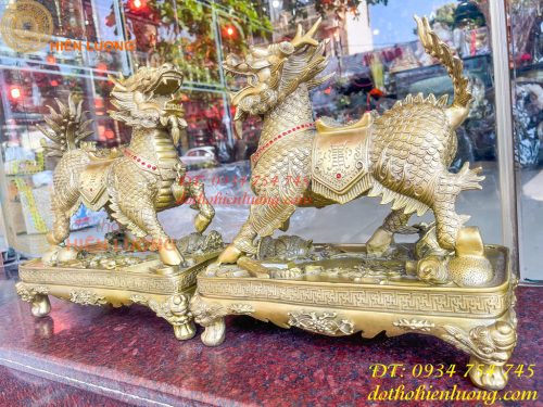 Đôi Kỳ Lân Long Mã Bệ Vuông Bằng Đồng Phong Thủy Cỡ Đại
